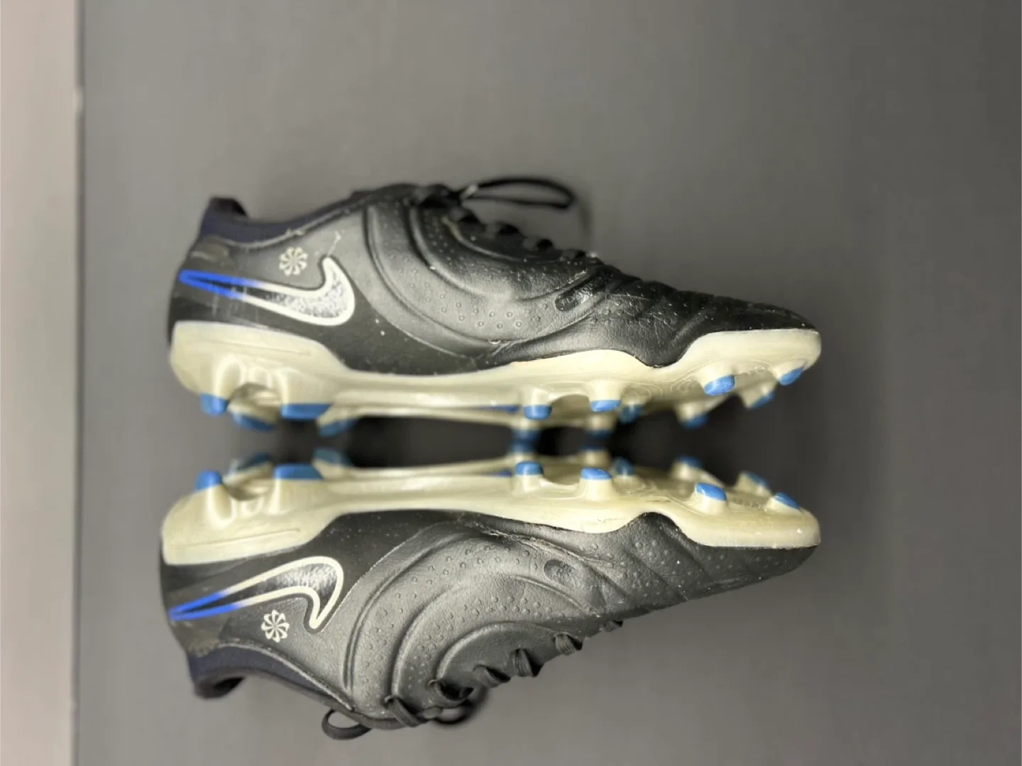 Nike Tiempo legend Soccer Cleats image indicator(4)