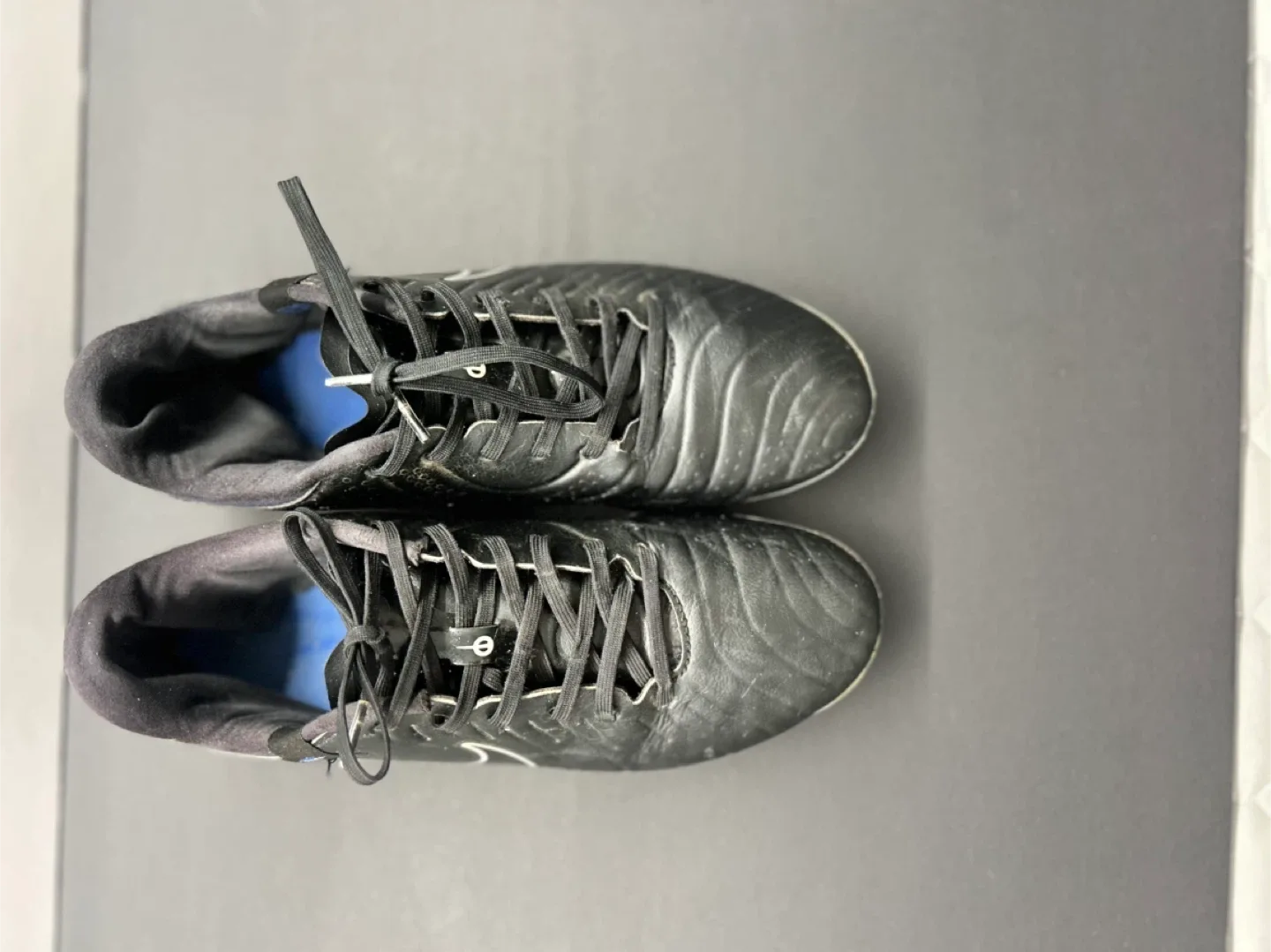 Nike Tiempo legend Soccer Cleats image indicator(3)