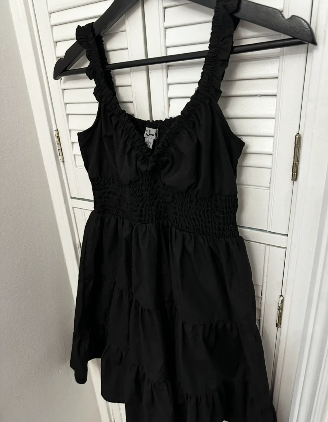 Black Dress image indicator(2)