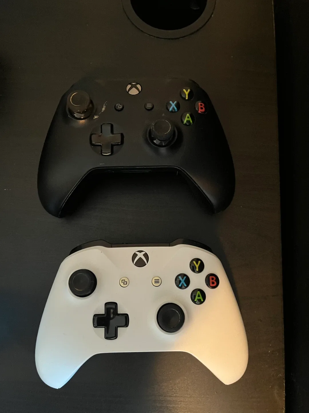 Xbox One S White All Digital Edition Console image indicator(7)