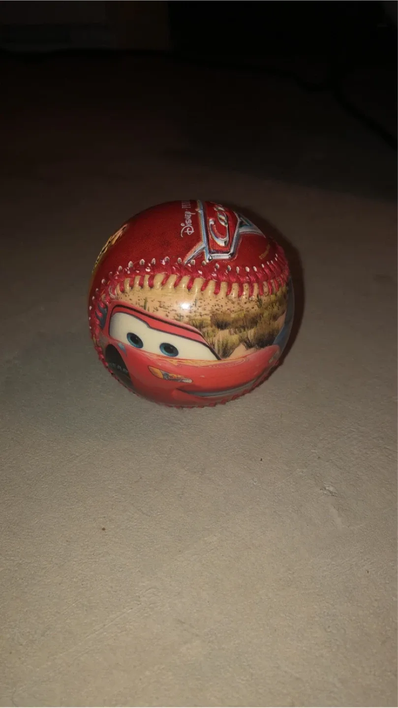 Disney Pixar Cars Lightning McQueen Baseball 2009 image indicator(7)