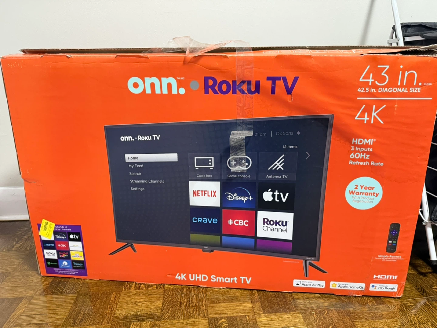 TV 43" 4K UHD Smart TV - with box and wall mount - photo 4