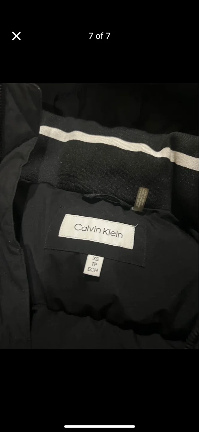 Calvin Klein Black Puffer Jacket - XS image indicator(4)