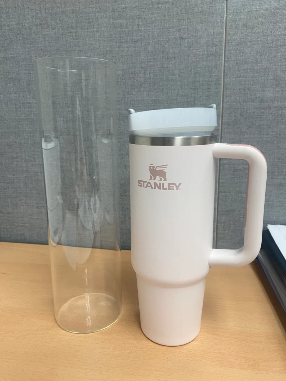 Clear Glass Cylinder Vase image indicator(2)