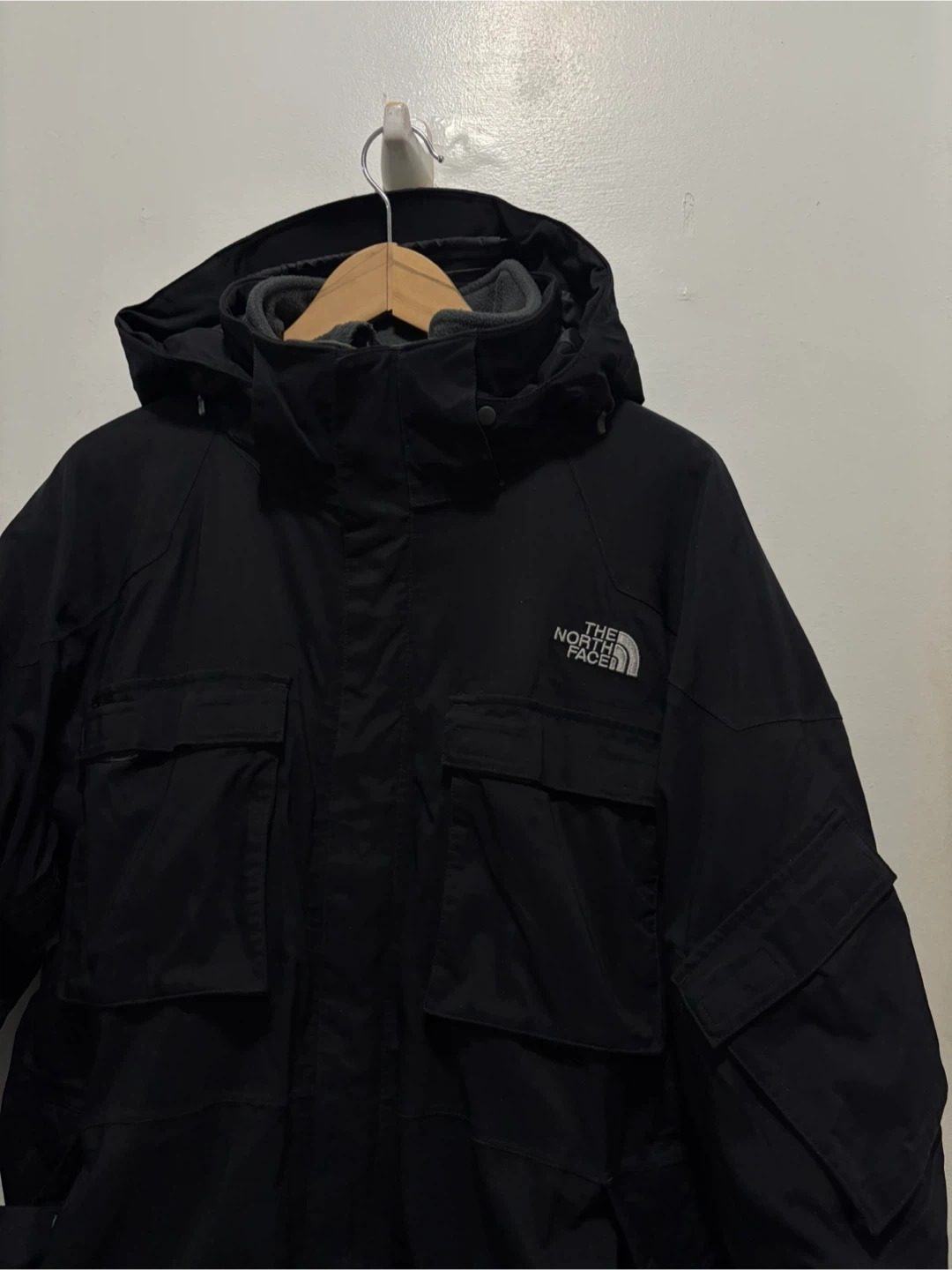 The North Face TNF 2 in 1 hyvent winter jacket L - photo 2