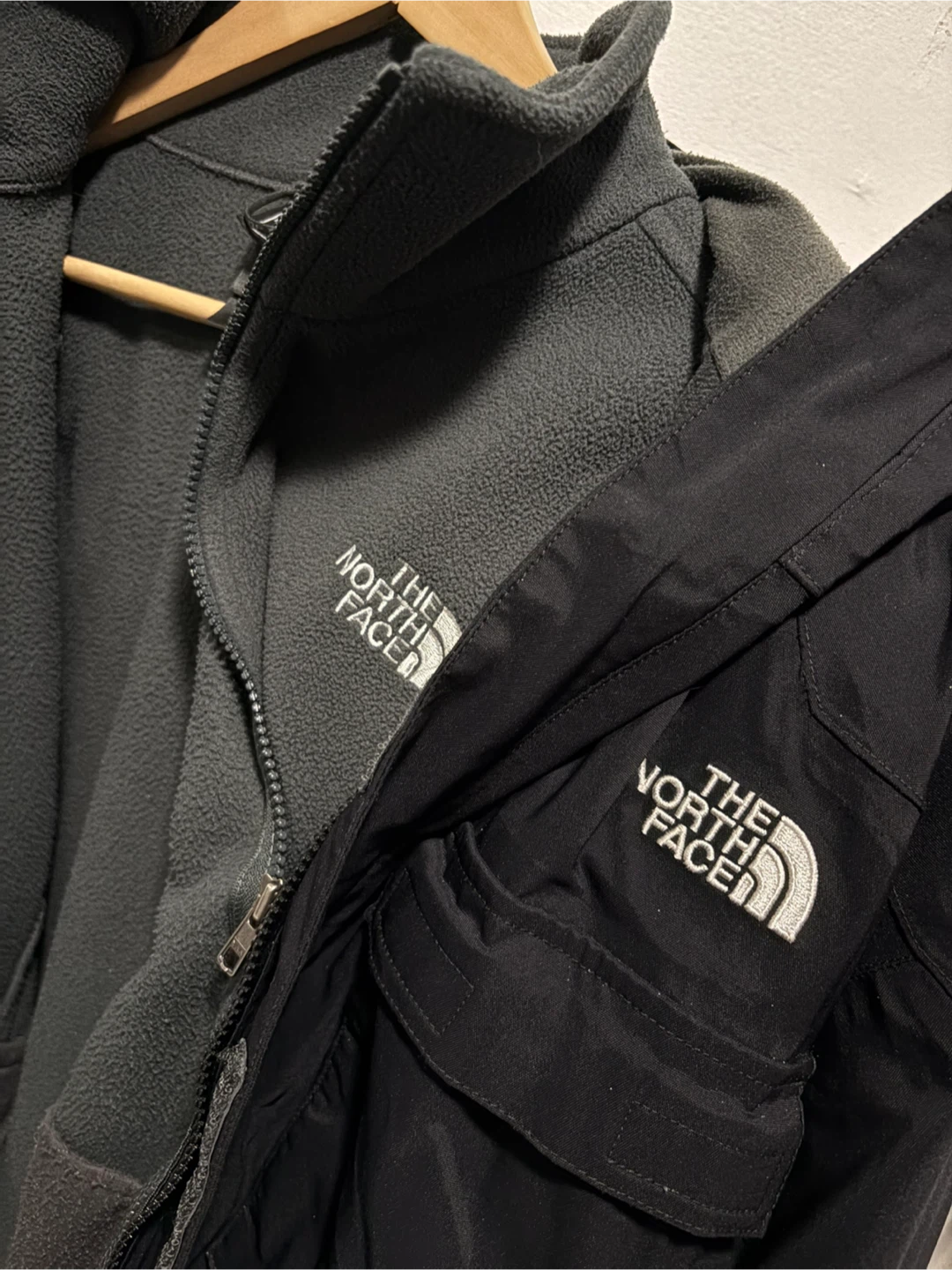 The North Face TNF 2 in 1 hyvent winter jacket L - photo 3