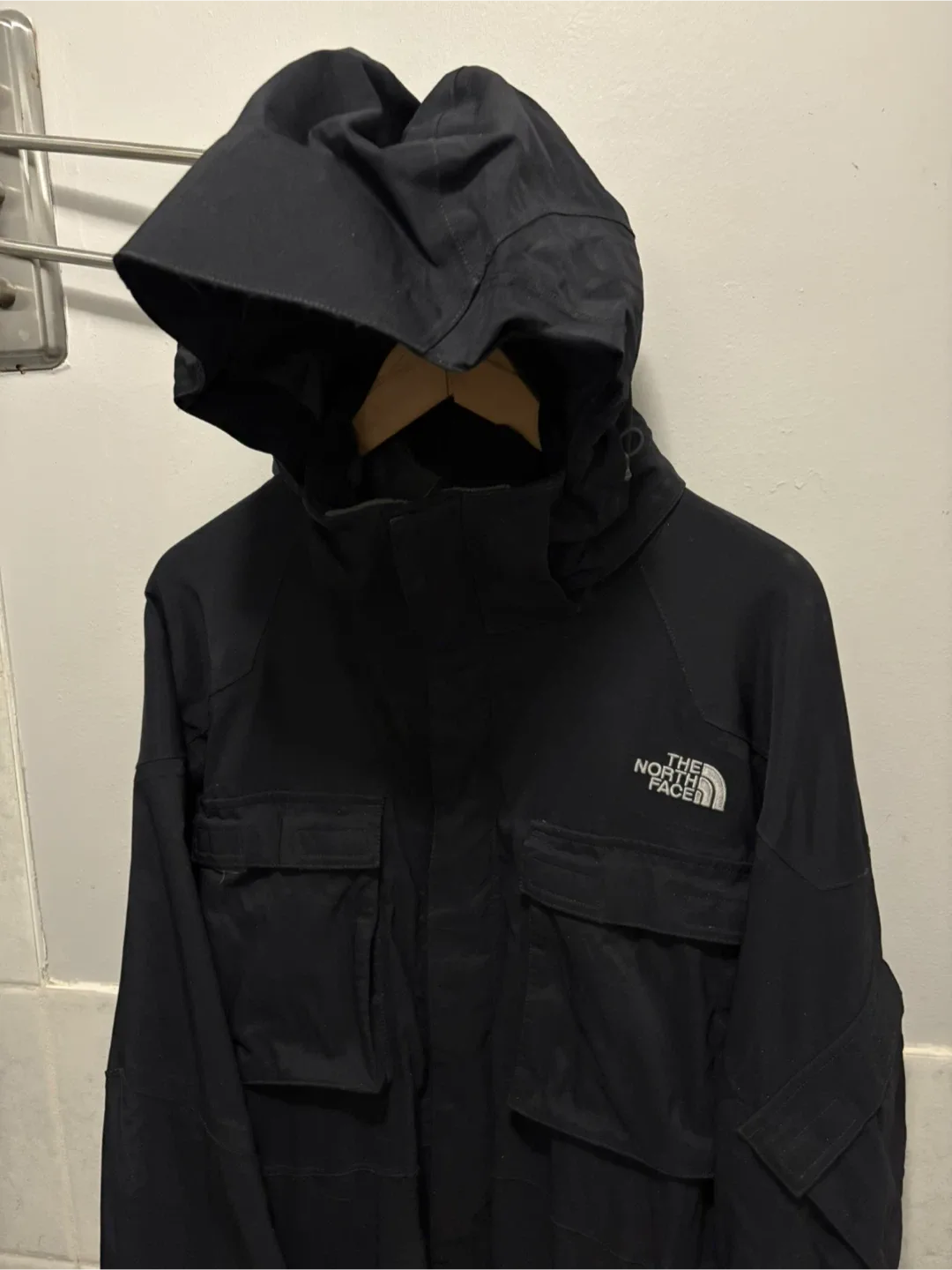 The North Face TNF 2 in 1 hyvent winter jacket L image indicator(9)