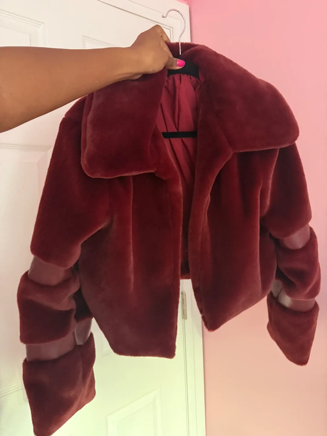 Burgundy Faux Fur Cropped Jacket image indicator(7)