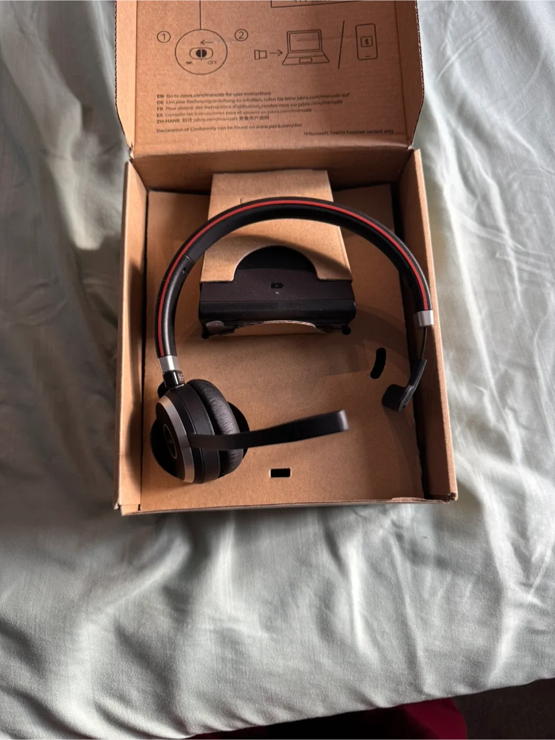 Brand New Jabra Evolve 65 Wireless Headset image indicator(2)