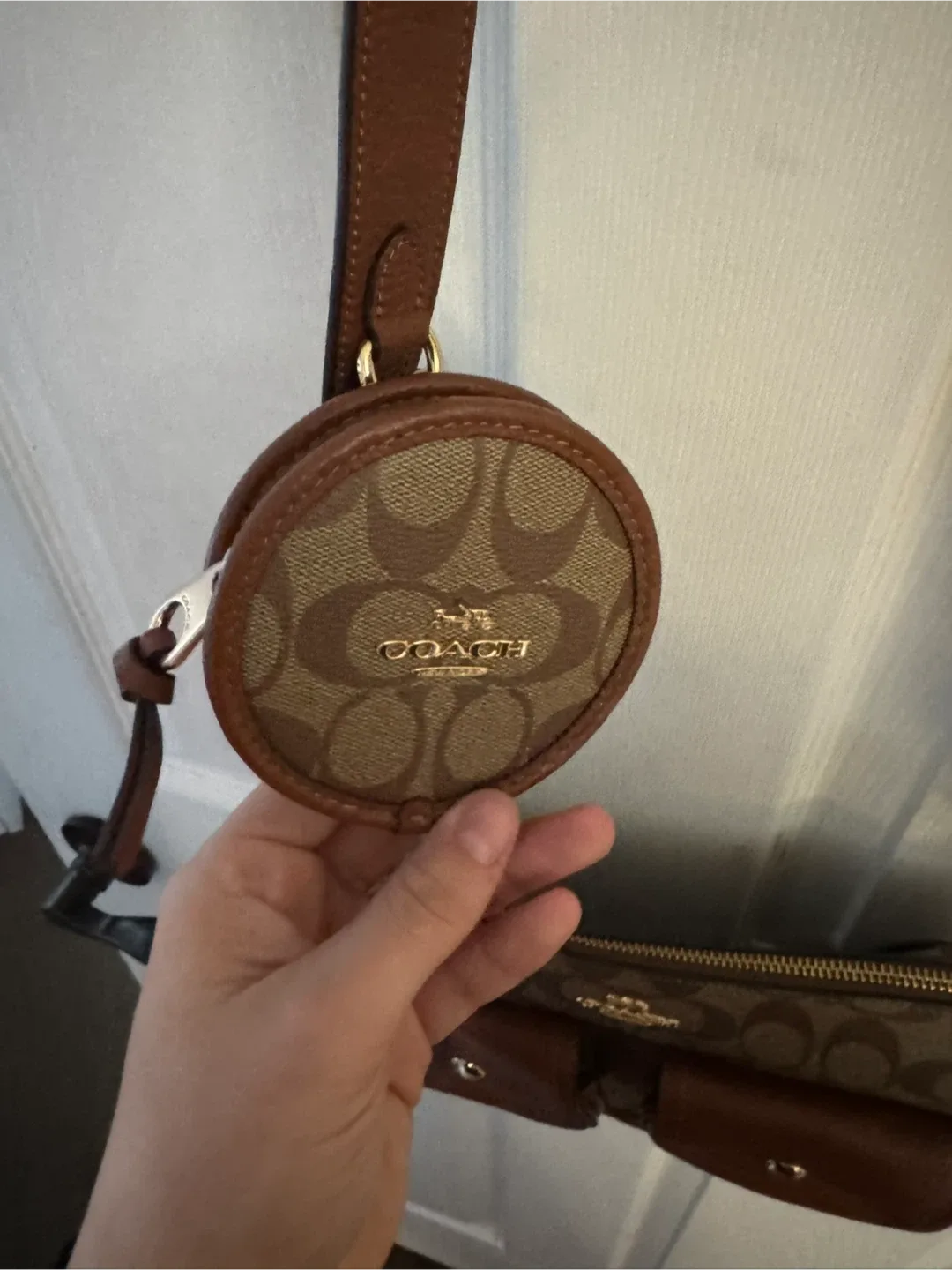 Coach Brown Signature Canvas Shoulder Bag with Coin Pouch image indicator(4)
