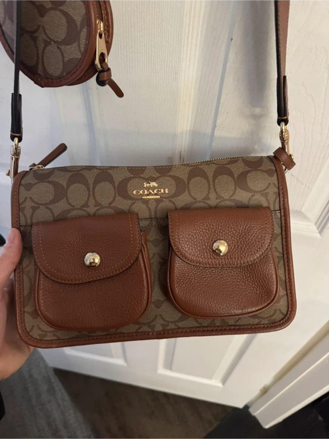 Coach Brown Signature Canvas Shoulder Bag with Coin Pouch image indicator(2)