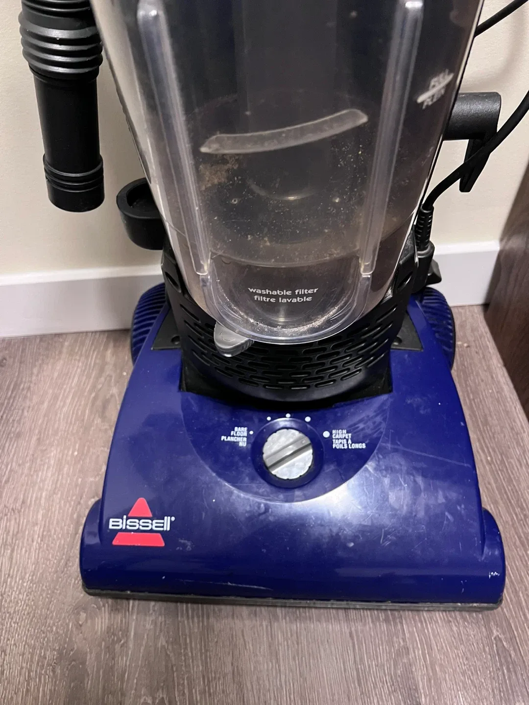 Bissell PowerForce Vacuum image indicator(4)