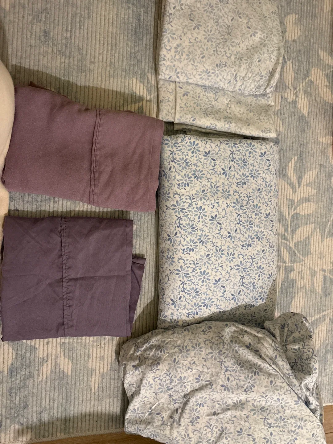 Double size microfibre bed sheets & pillow cases