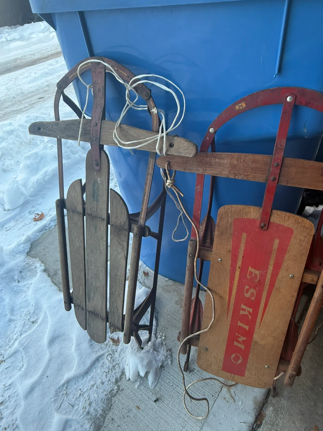 Vintage Eskimo Sled - Red & Wood - photo 3