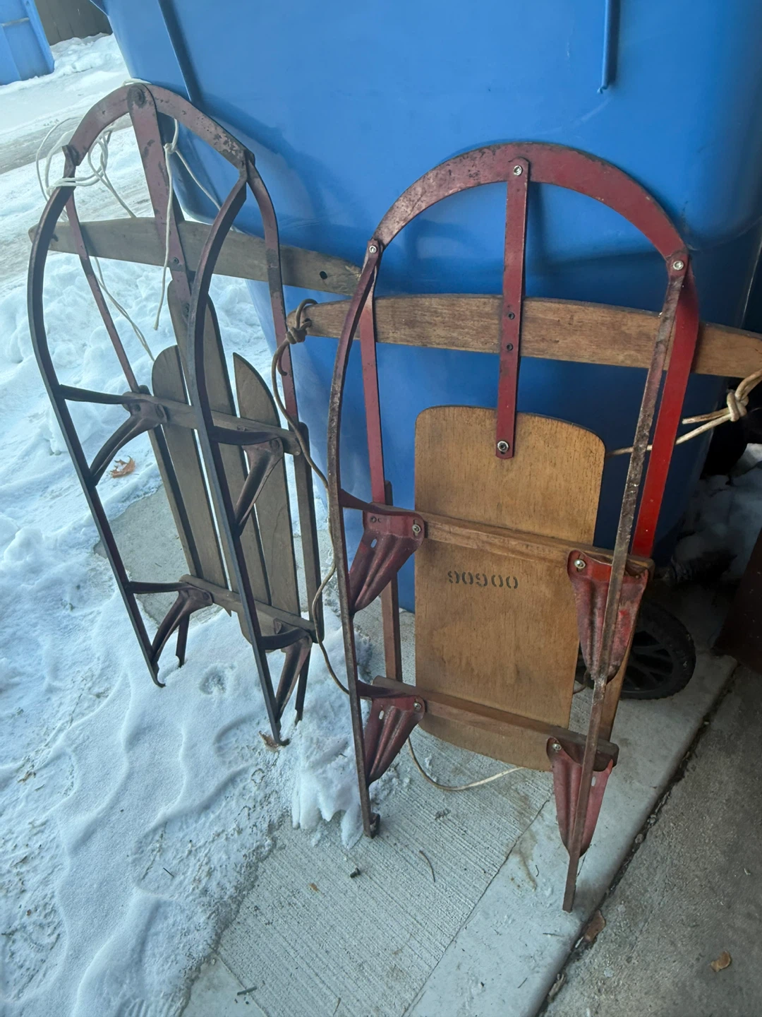 Vintage Eskimo Sled - Red & Wood - photo 4
