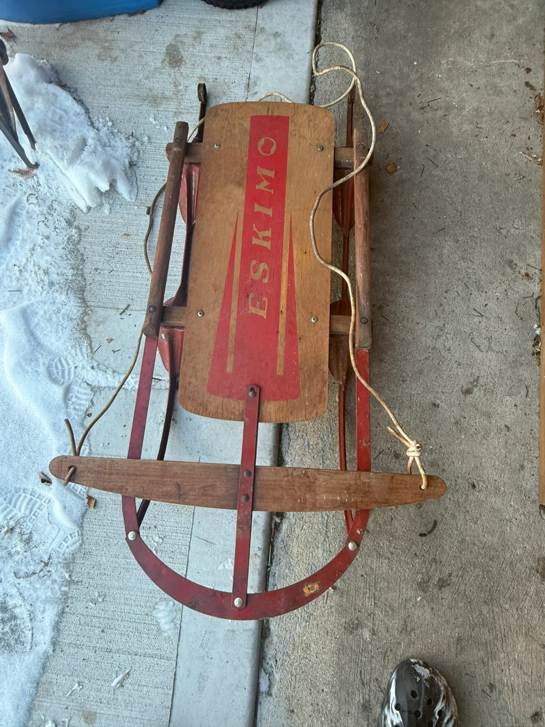 Vintage Eskimo Sled - Red & Wood - photo 2