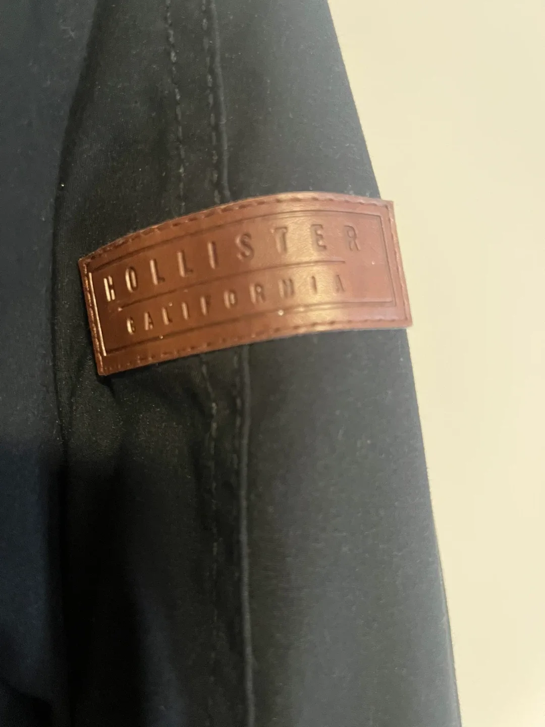 Hollister Black Winter Parka - Size XL image indicator(3)