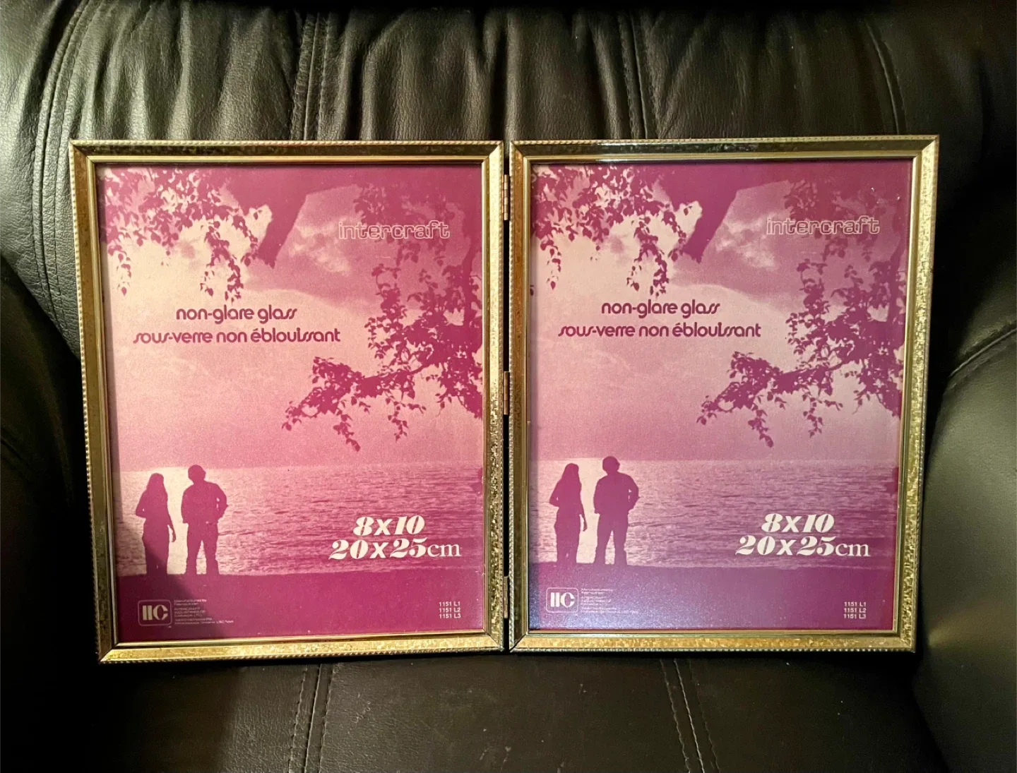 #cleanout articulated folding 8 x 10" picture frames