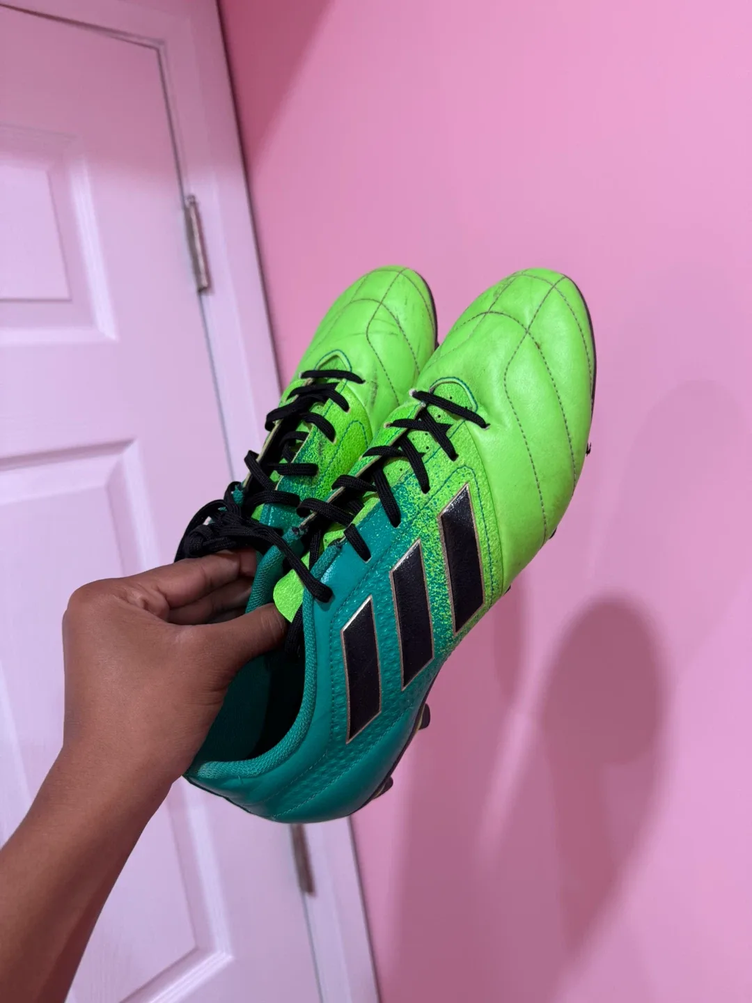 Adidas Soccer Cleats - Green image indicator(5)