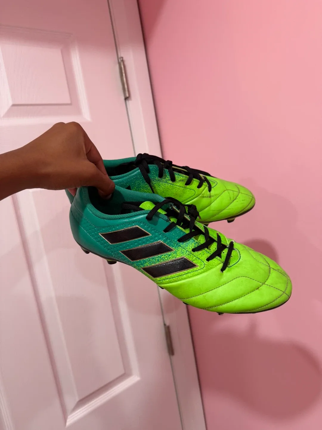 Adidas Soccer Cleats - Green image indicator(4)