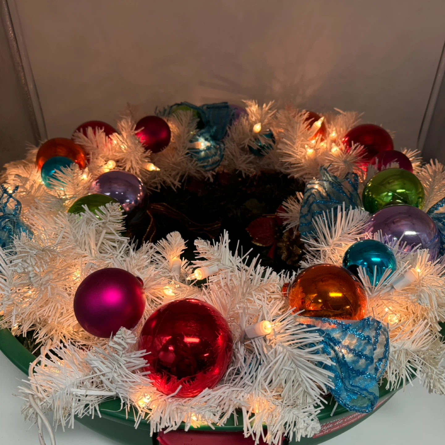2 Christmas Wreaths in Storage Box – Lightedl – Used - photo 5