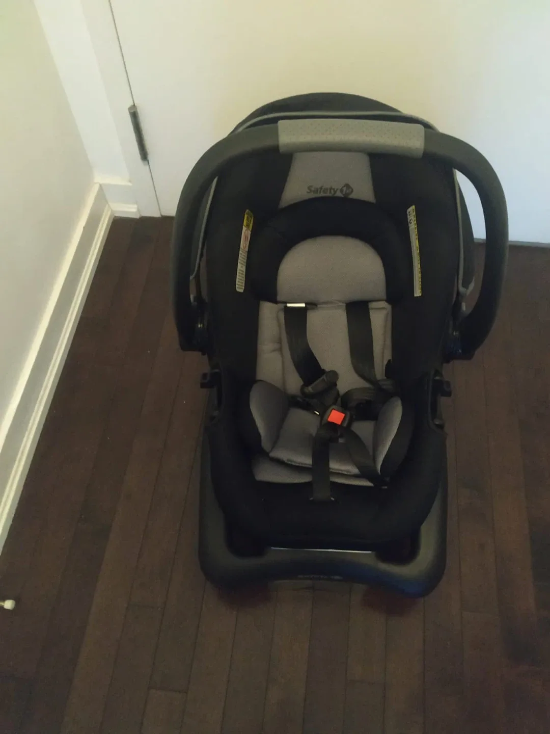 Safety 1st Infant Car Seat