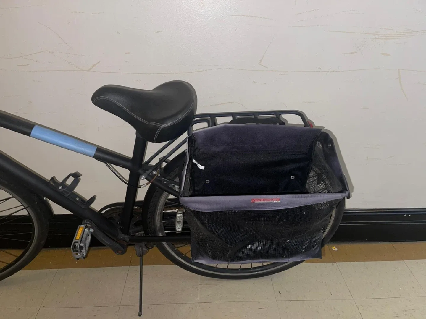 26" 7 Speed Steel Frame Retro Commute Bike image indicator(5)