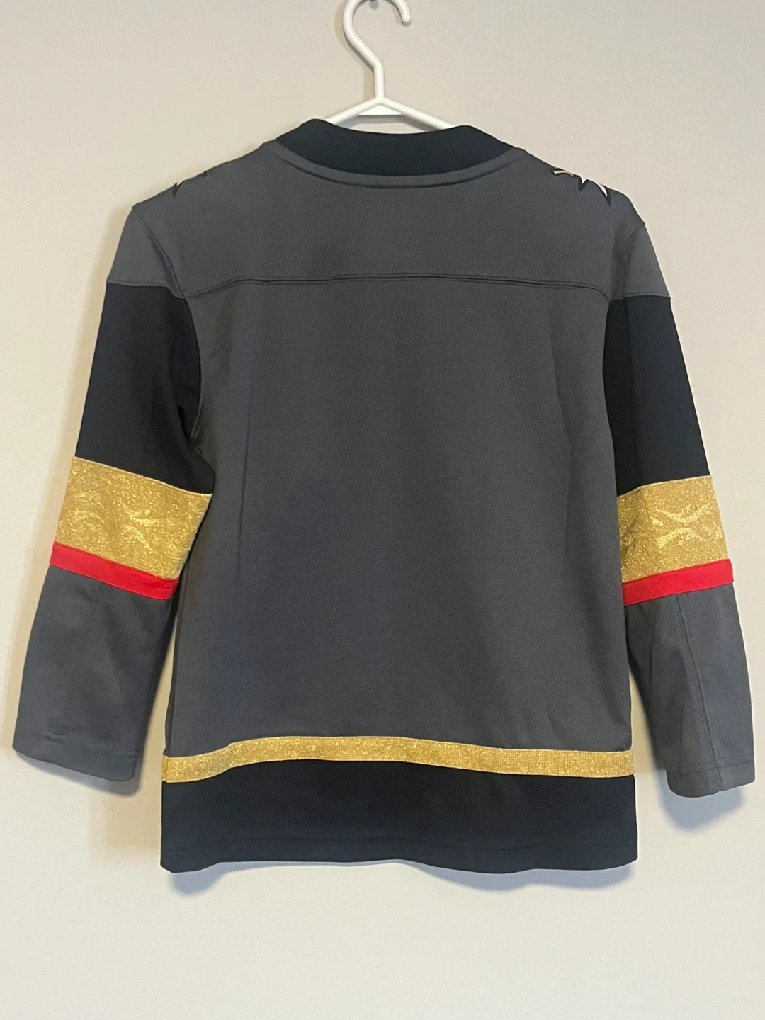 Fanatics NHL Vegas Golden Knights Youth S/M Jersey image indicator(2)