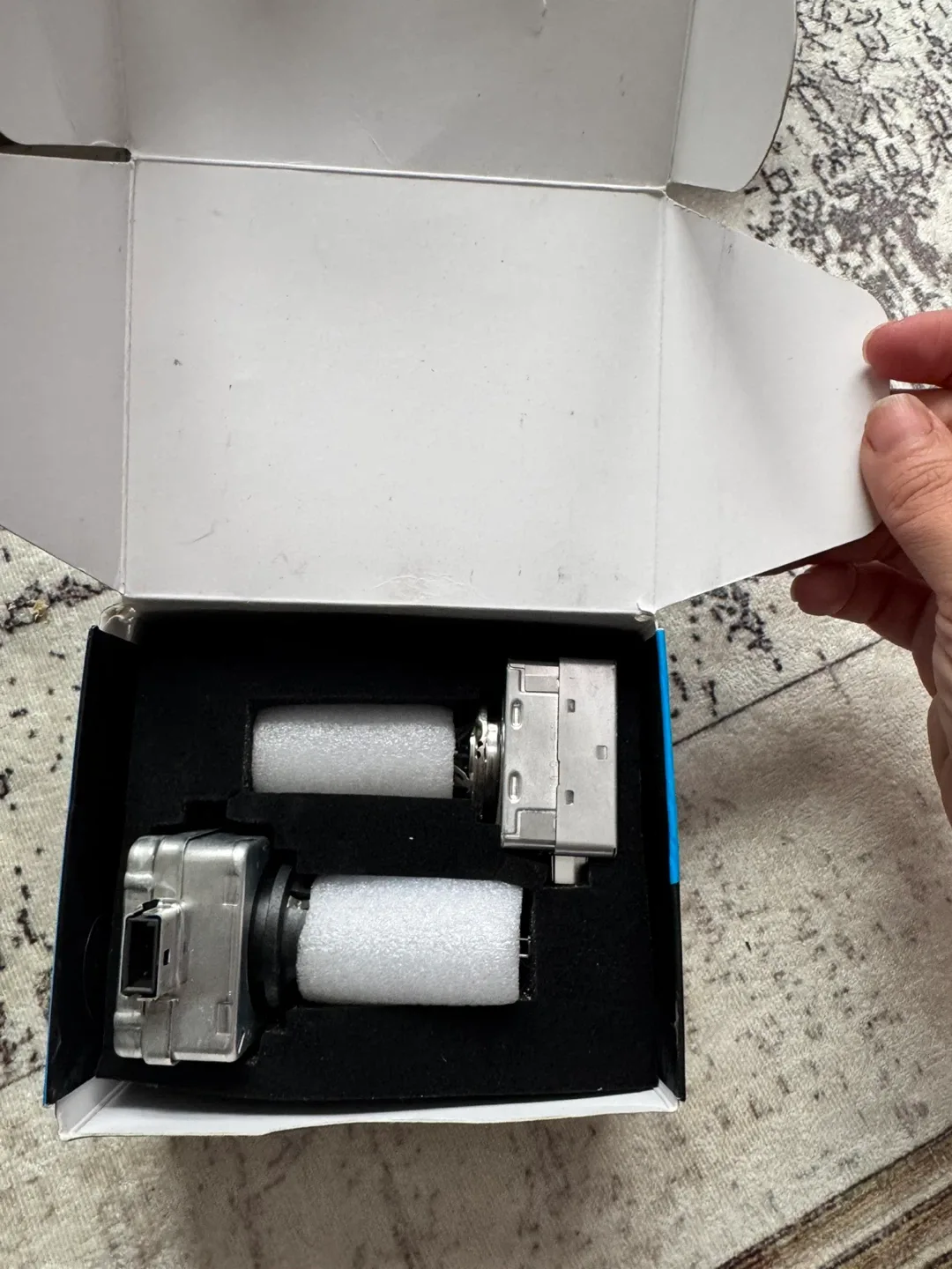 Caylux Headlight Bulbs - New in Box! image indicator(2)