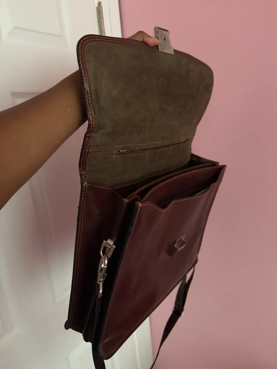 Brown Tony Perotti Briefcase image indicator(6)