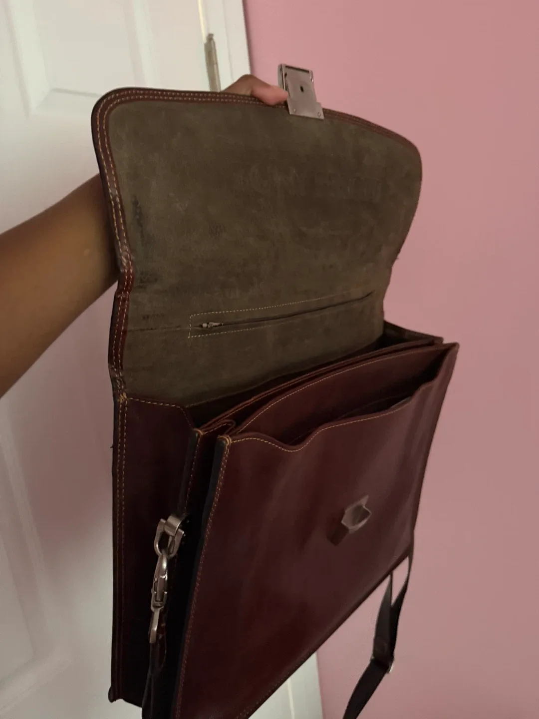 Brown Tony Perotti Briefcase image indicator(9)