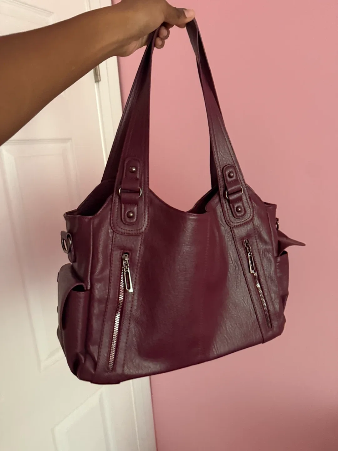 Shop Noirvere Everyday City Tote Bag image indicator(4)