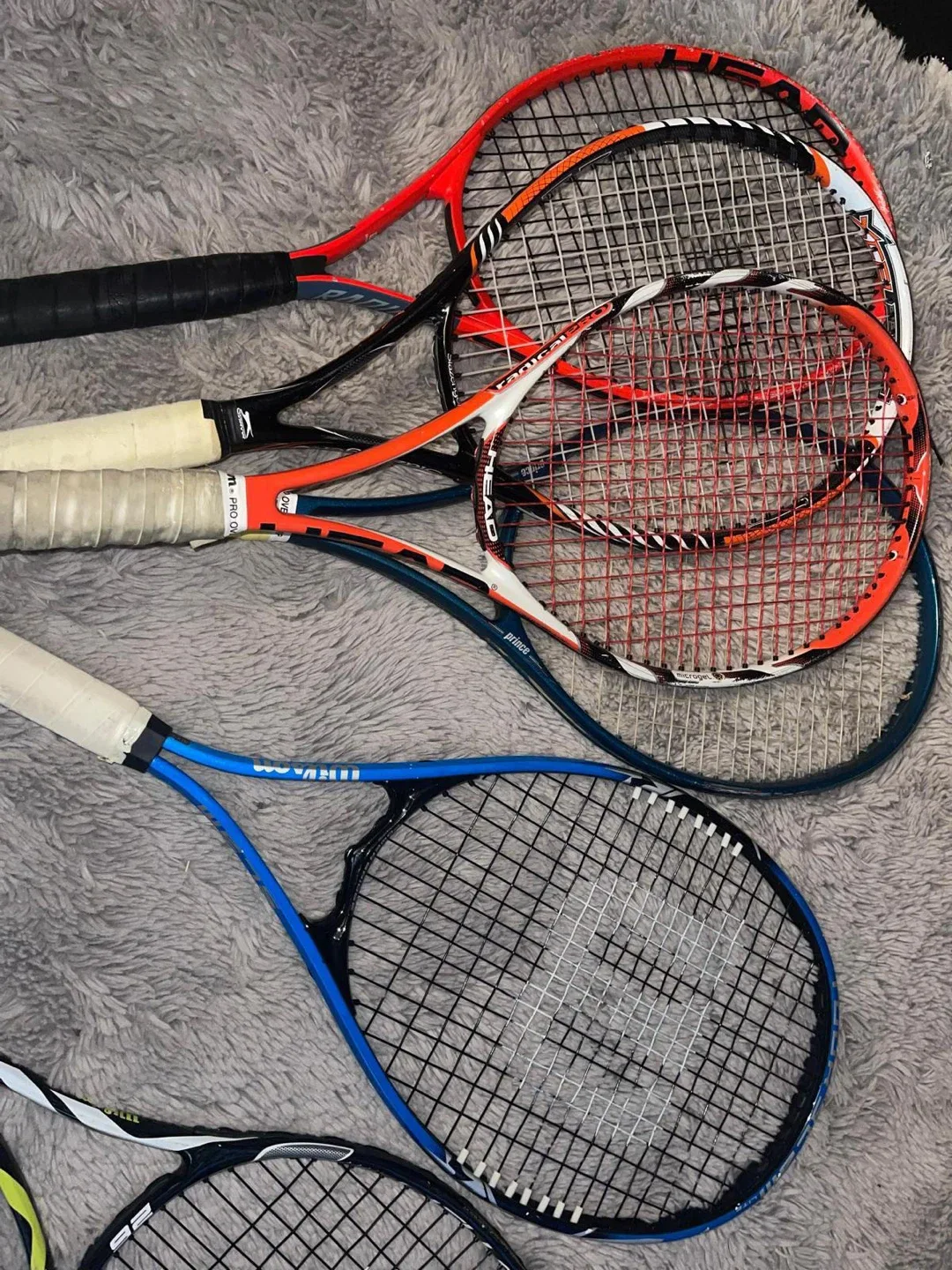 Used Tennis Racquets - Head, Prince, Wilson, Yonex image indicator(2)