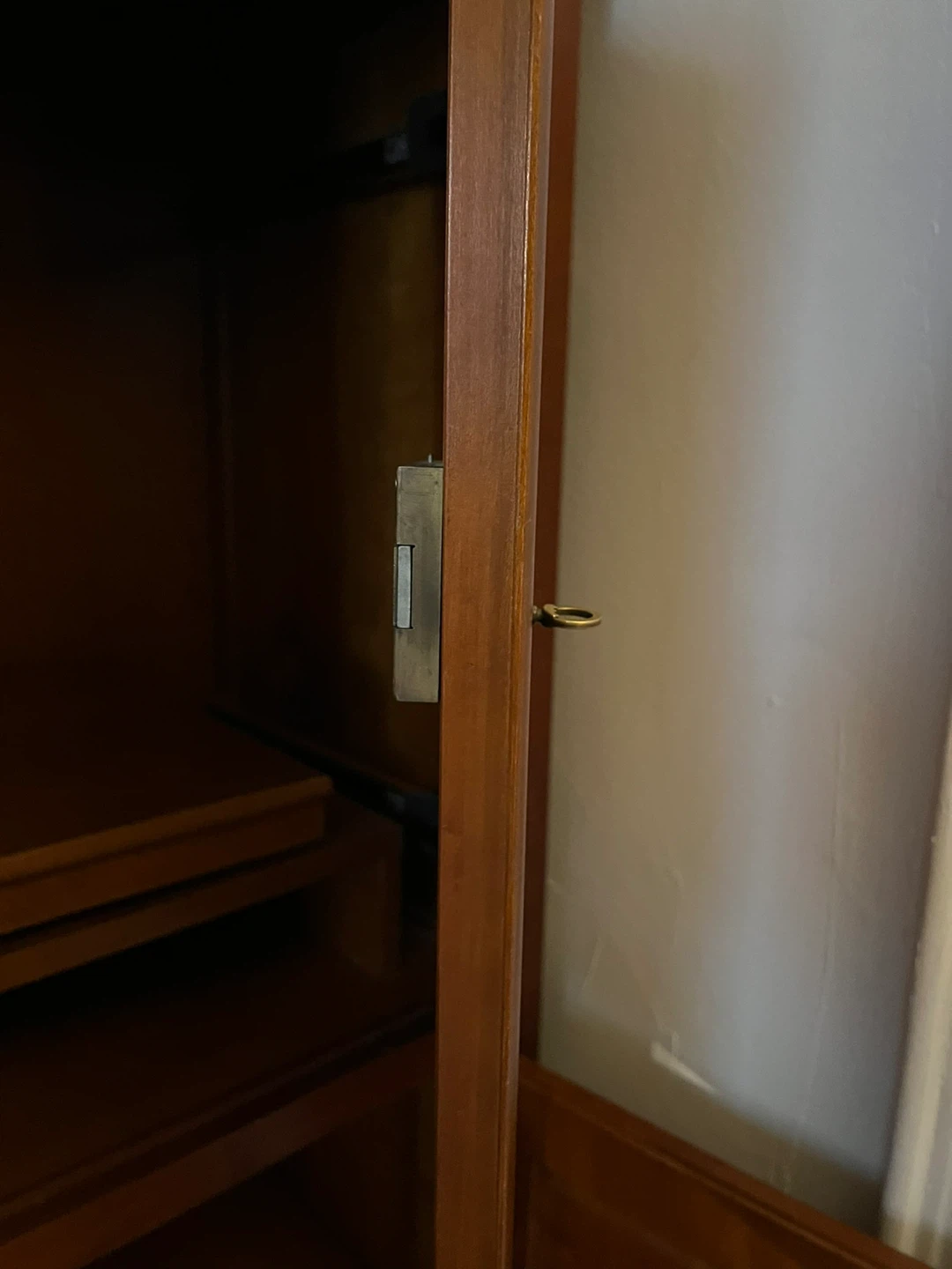 FREE – Solid Wood Italian Cabinet - photo 5
