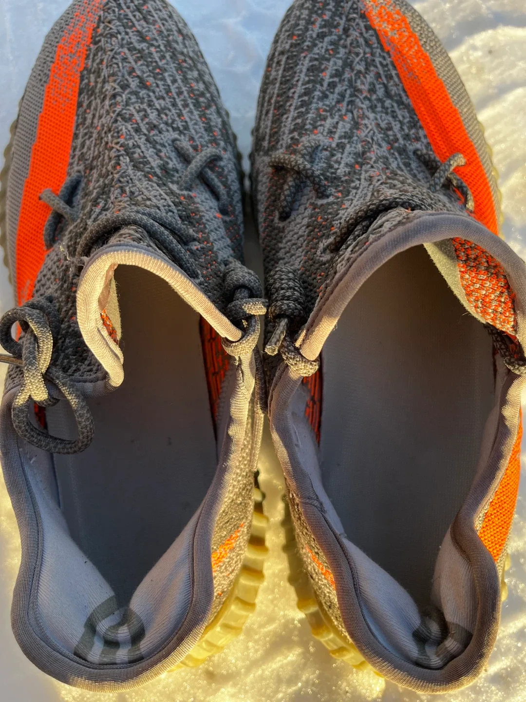 Adidas Yeezy Boost 350 V2 Beluga US 10 image indicator(3)