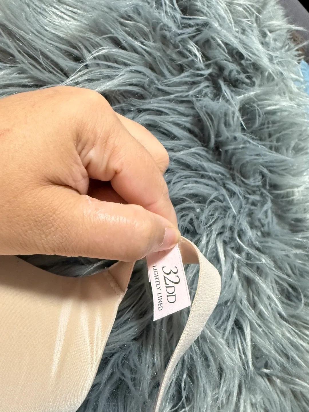 Victoria's Secret Bra - Size 32DD image indicator(2)