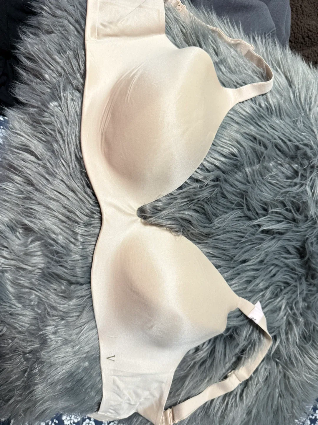 Victoria's Secret Bra - Size 32DD