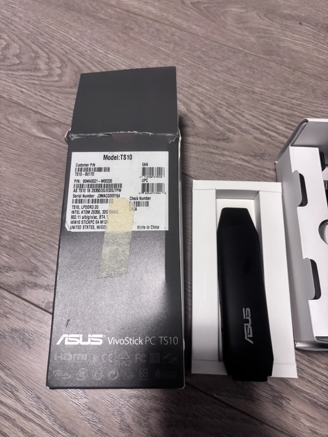 ASUS VivoStick PC TS10 - photo 2