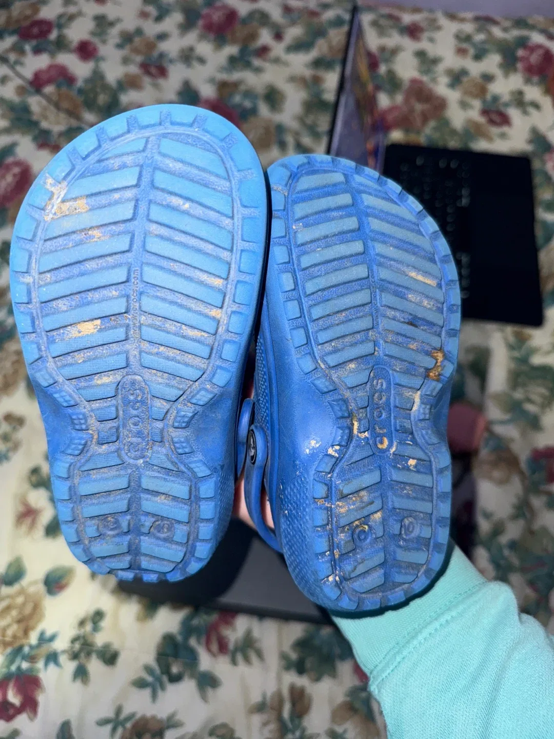 Blue Crocs Size C10 image indicator(2)