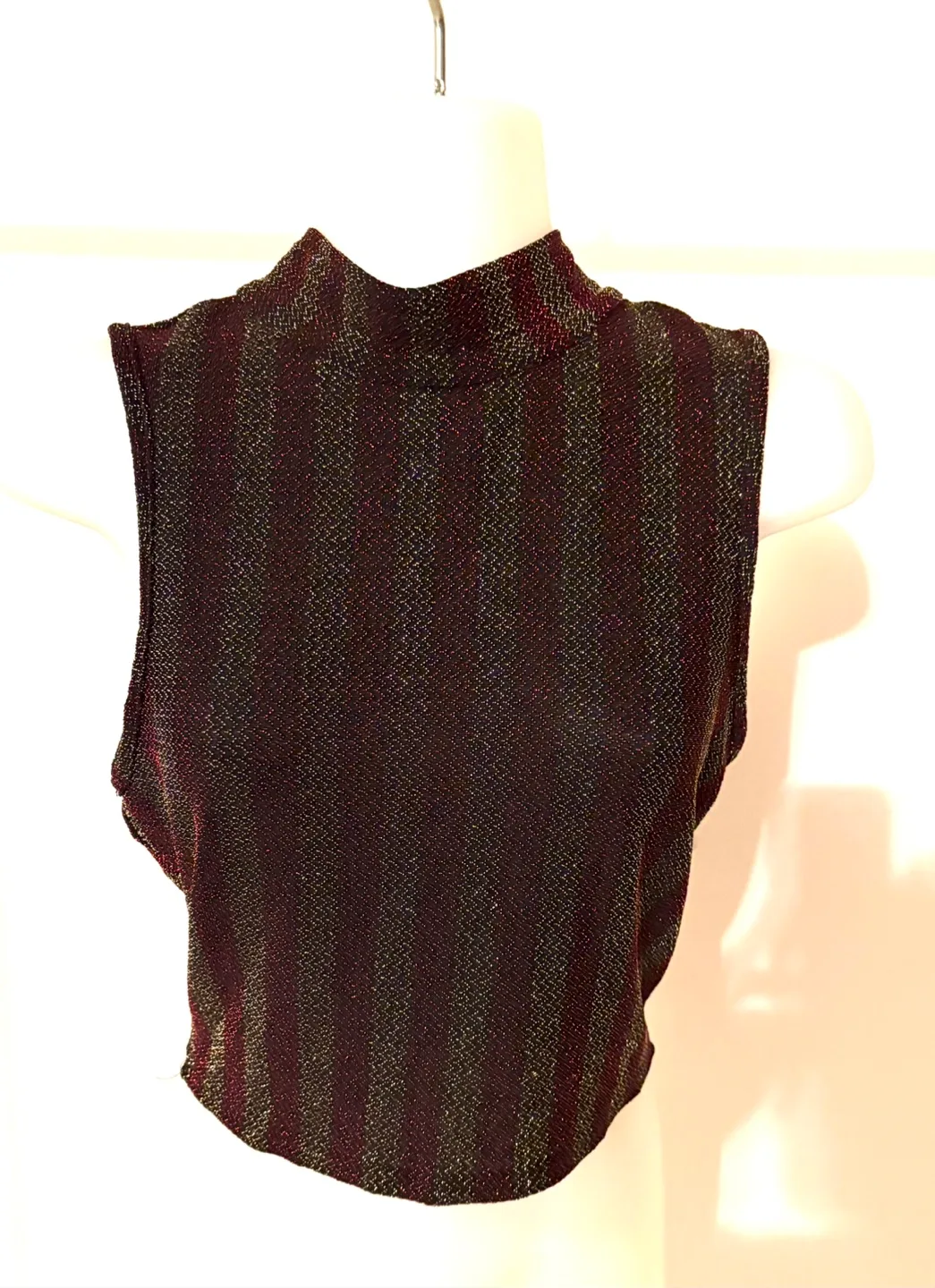 Sleeveless Tie-Back Top - Metallic Size M image indicator(2)