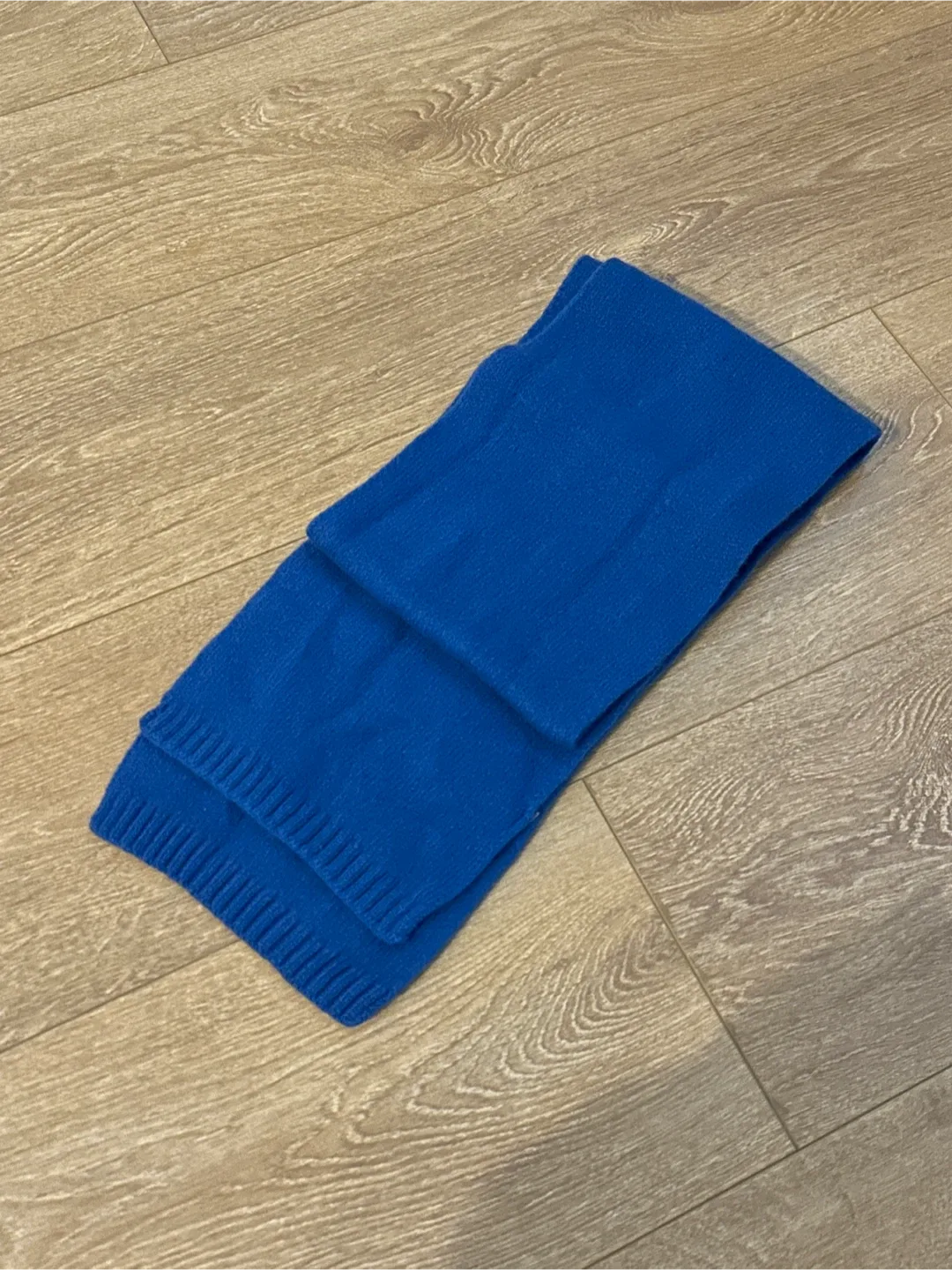 #cleanout blue 100% wool scarf