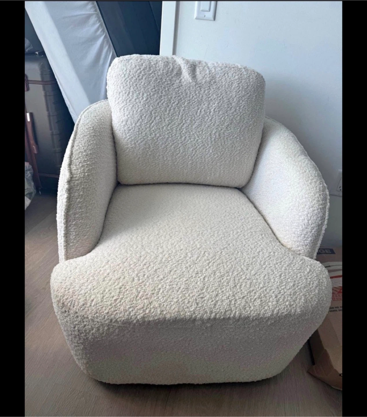 Boucle Fabric Upholstered Swivel Barrel Armchair - photo 3