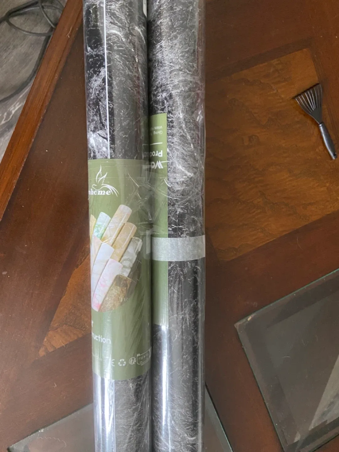 YENHOME Peel and Stick Countertop Vinyl Wrap