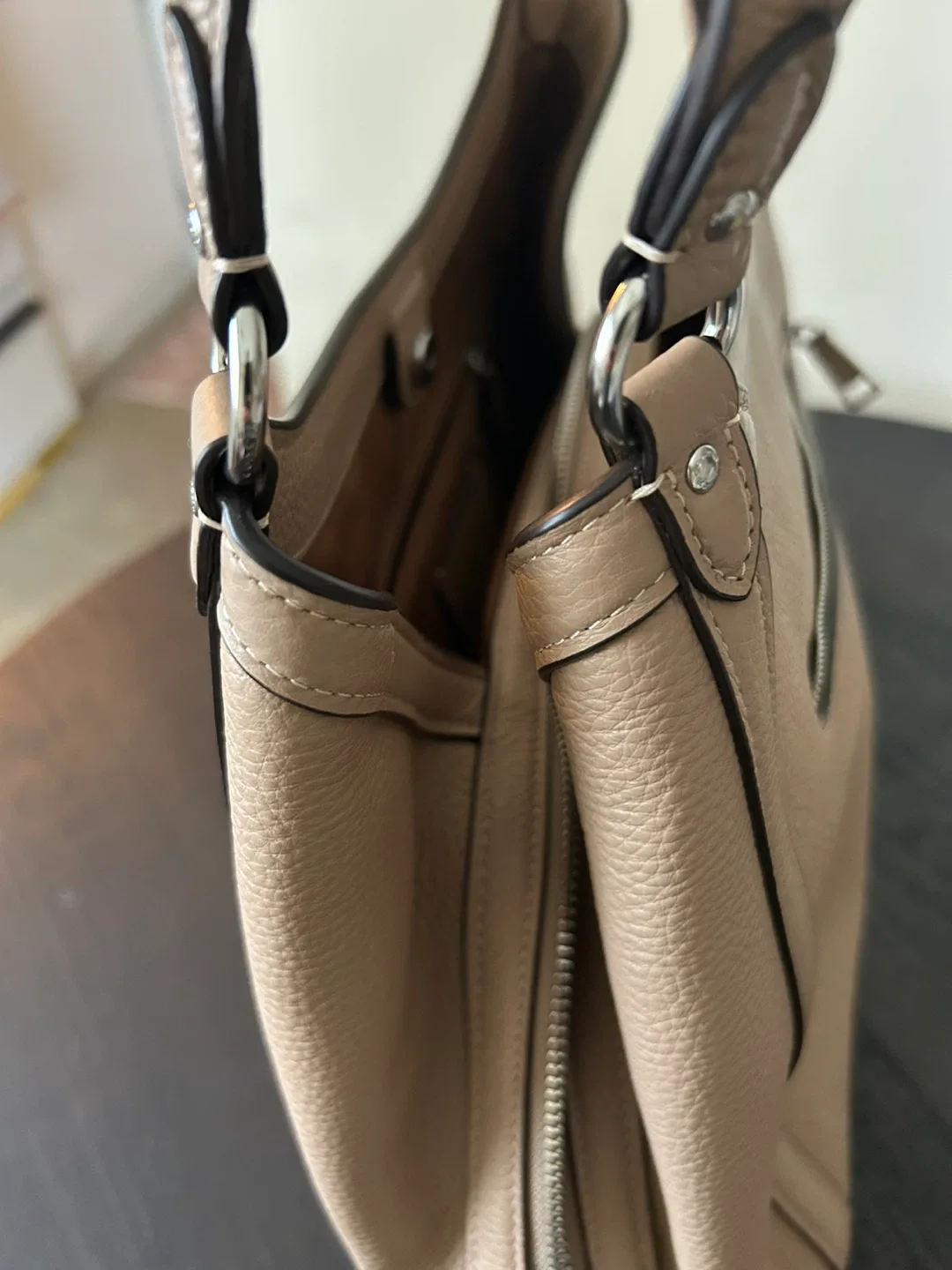 Coach Leather Shoulder Bag image indicator(2)