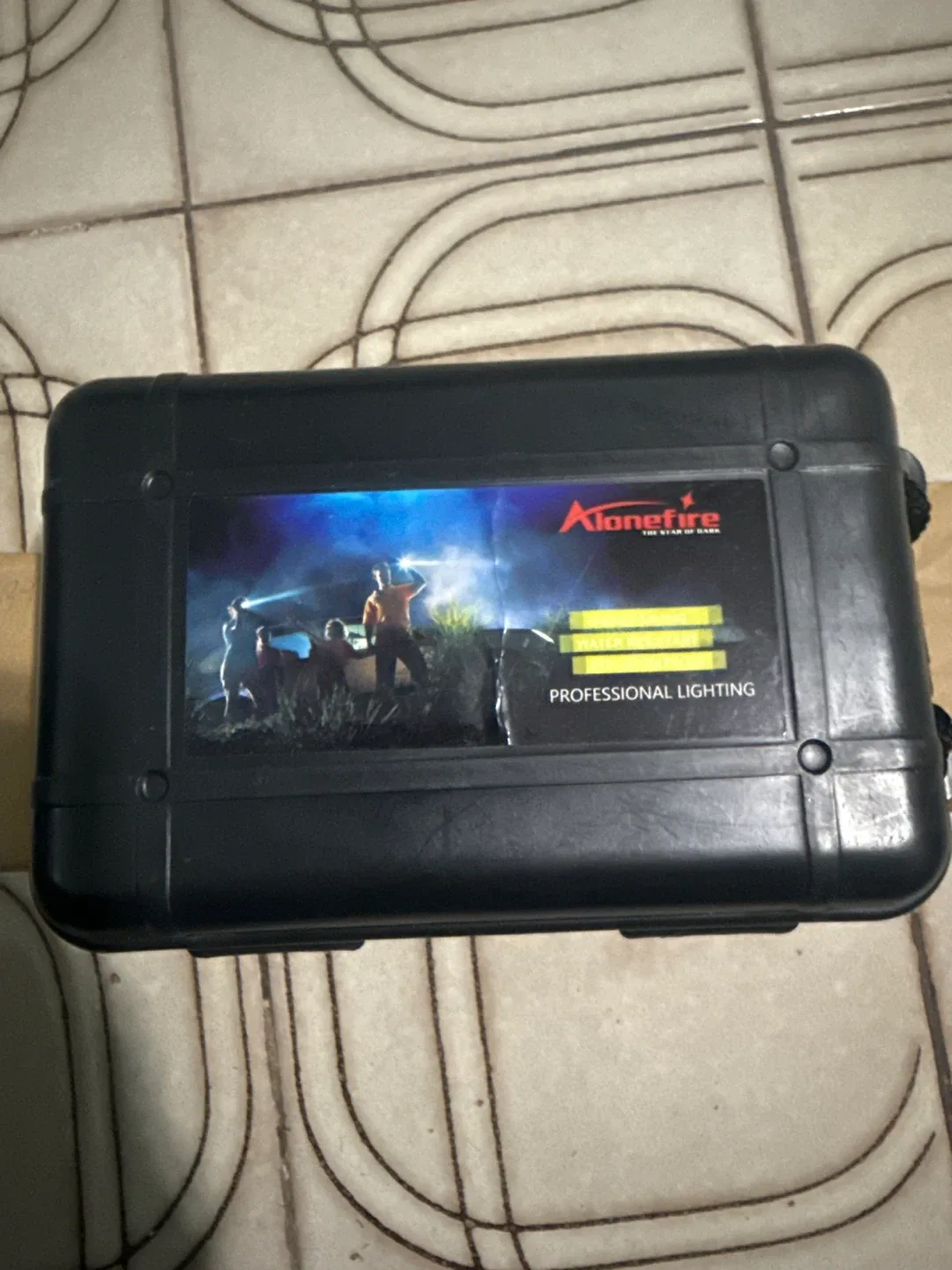 Alonefire Professional Lighting Flashlight image indicator(3)