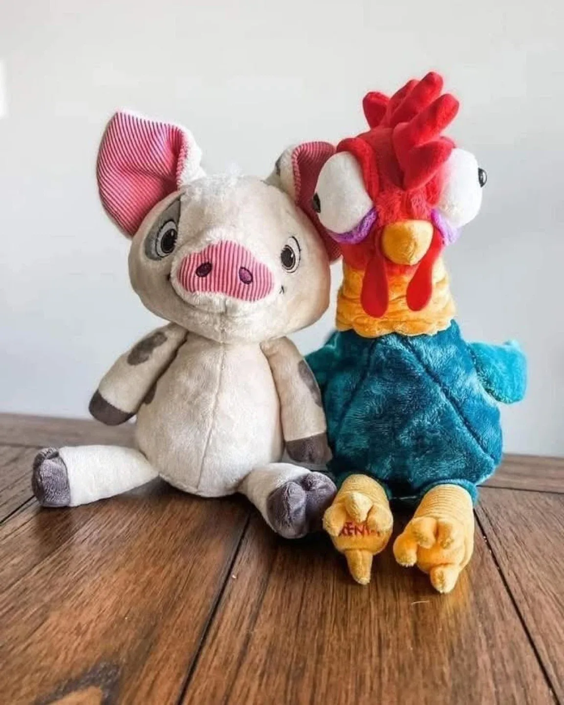 Scentsy Hei Hei & Pua on SALE!