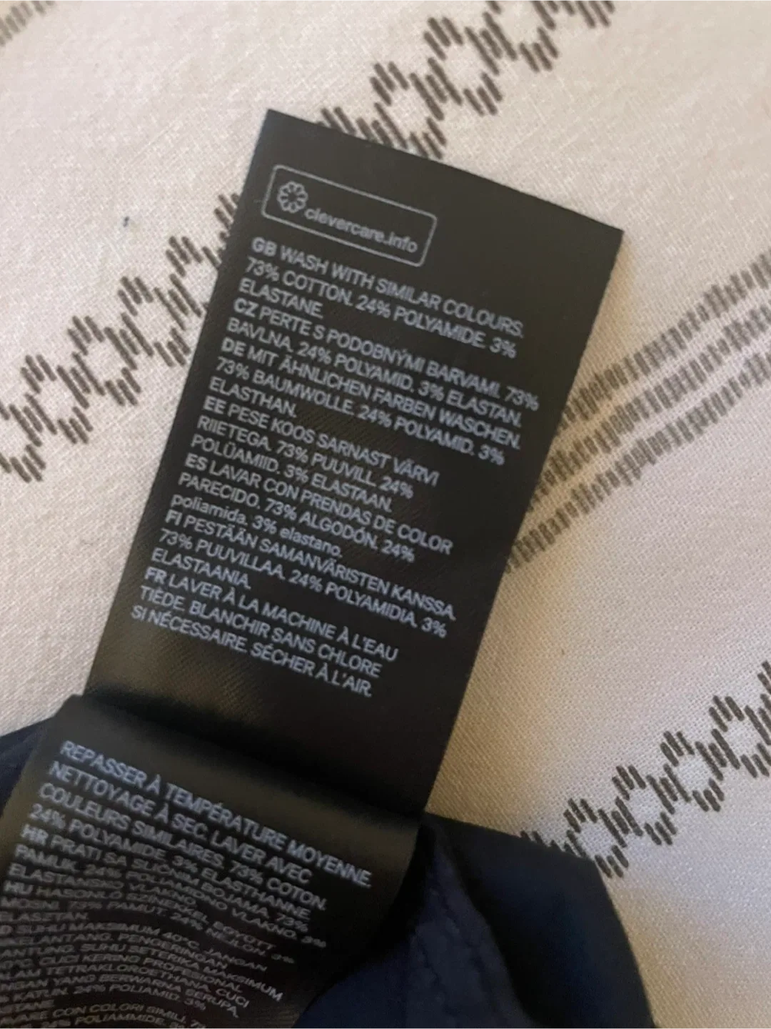 H&M Slim Fit Black Button Down Shirt - Size M #Cleanout image indicator(9)