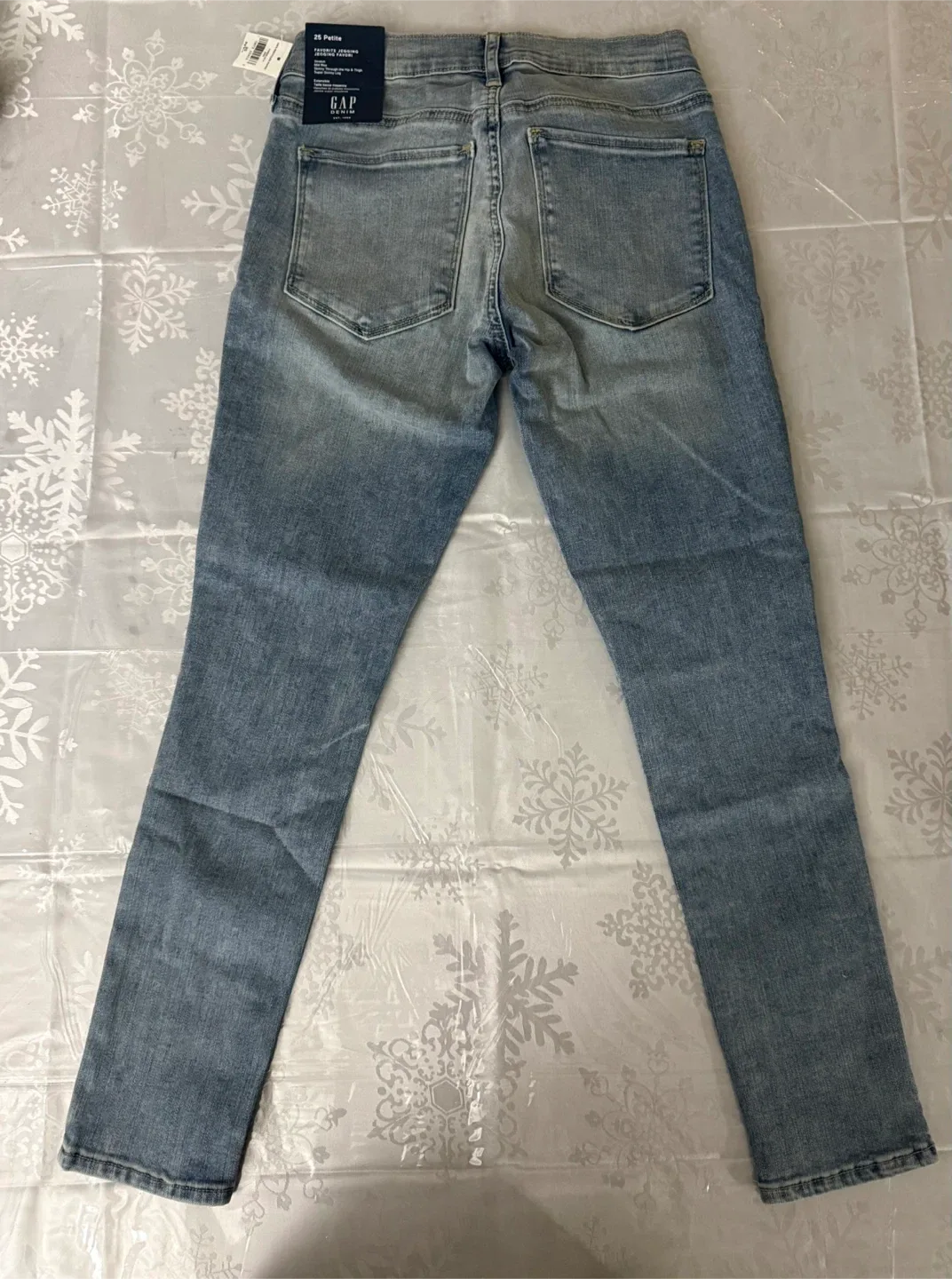 New GAP Denim Favorite Jegging - Size 25 Petite image indicator(2)