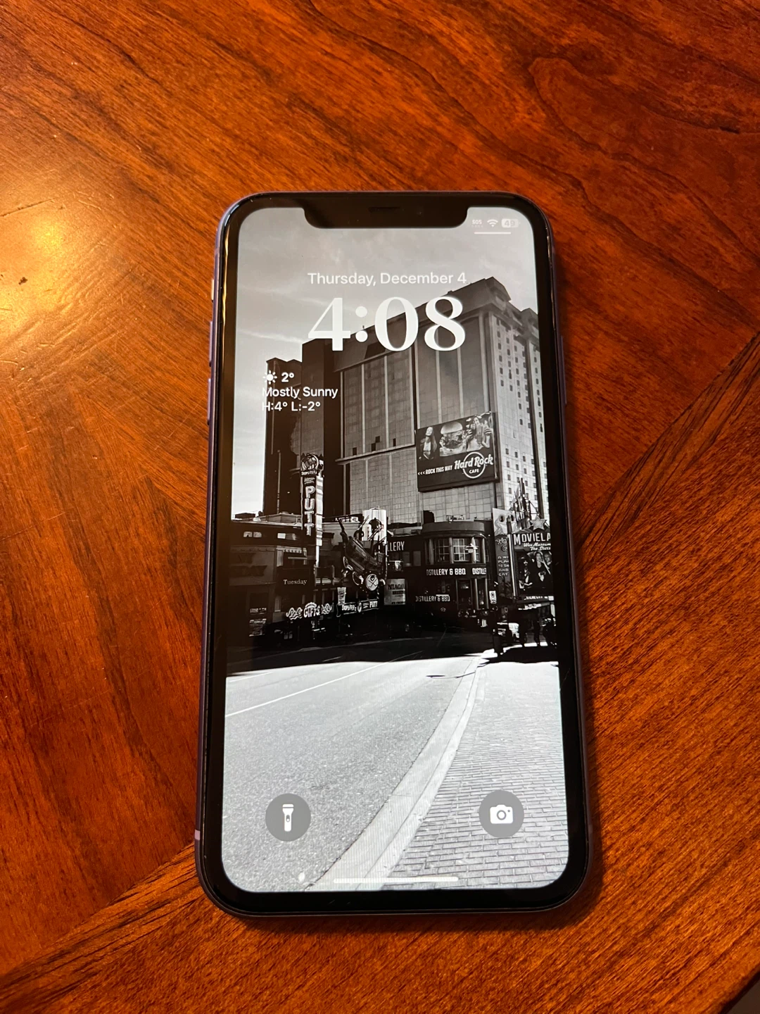 Apple iPhone 11 - Purple (128gb) - photo 3
