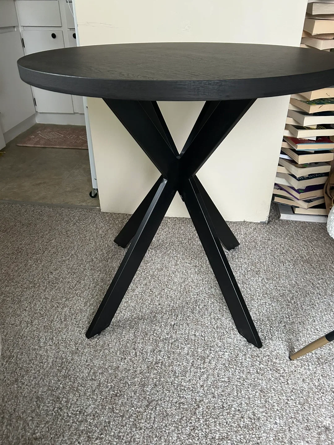 HOMCOM Black Round Dining Table